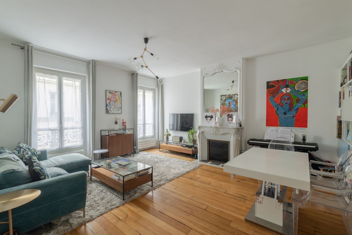 apartment 4 rooms for sale on PARIS (75011)