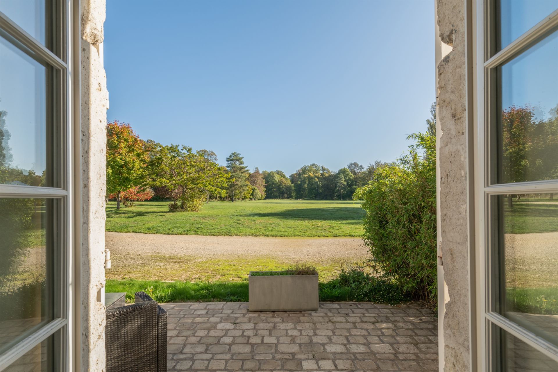 castle 22 rooms for sale on BACCON (45130)