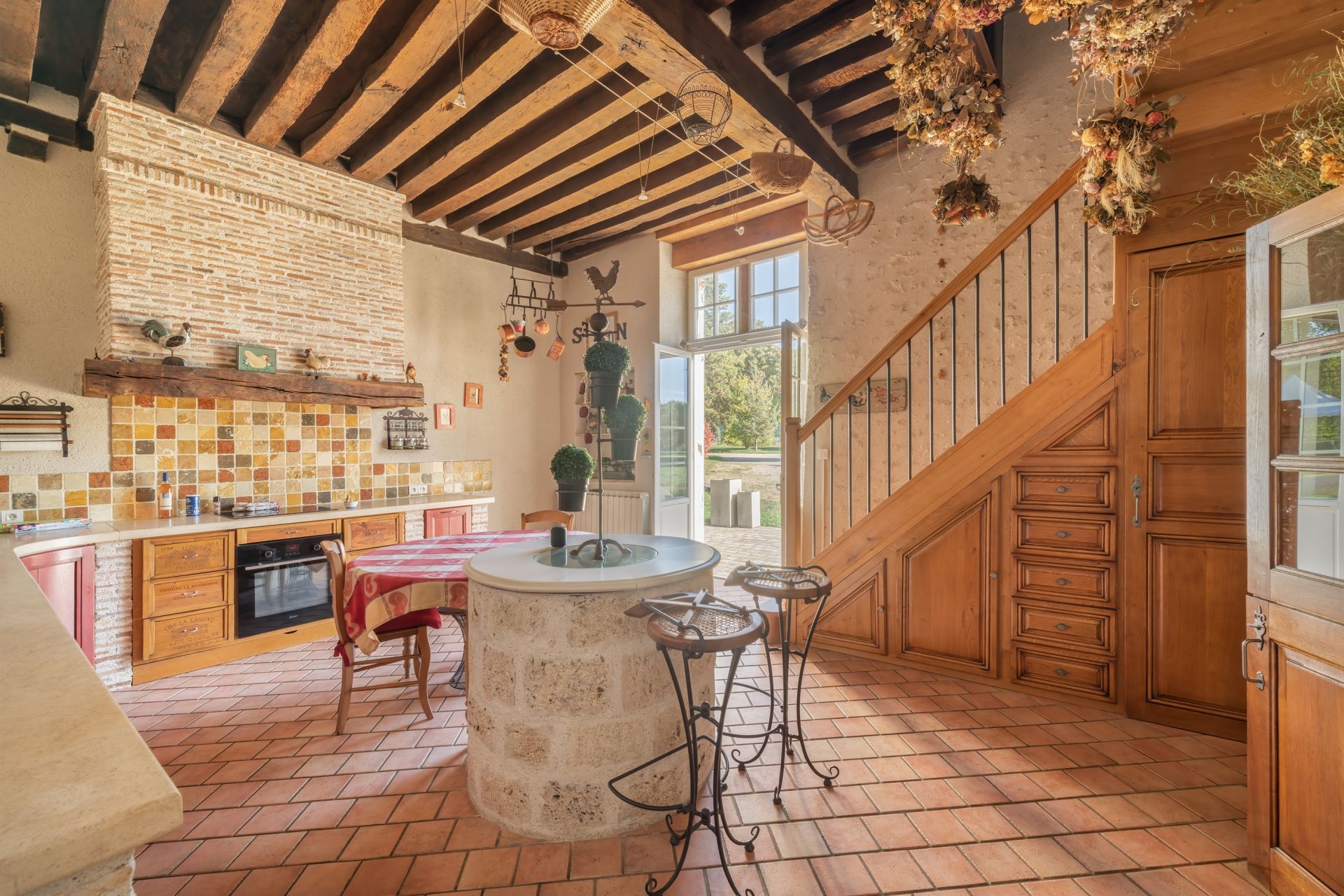 castle 22 rooms for sale on BACCON (45130)