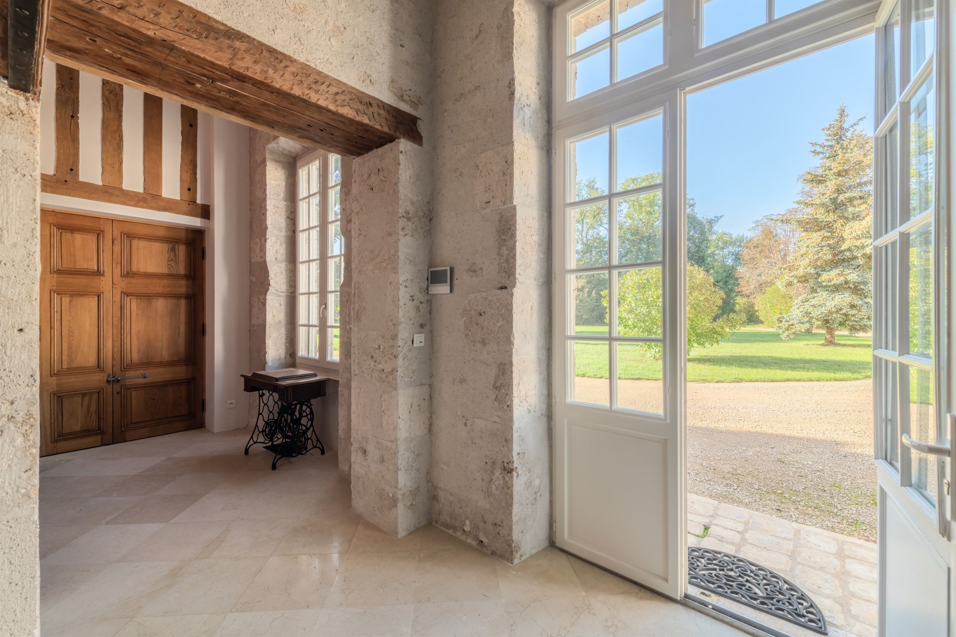 castle 22 rooms for sale on BACCON (45130)