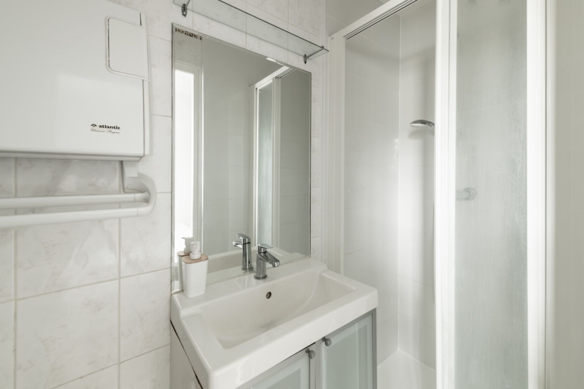 apartment 2 rooms for sale on PARIS (75016)