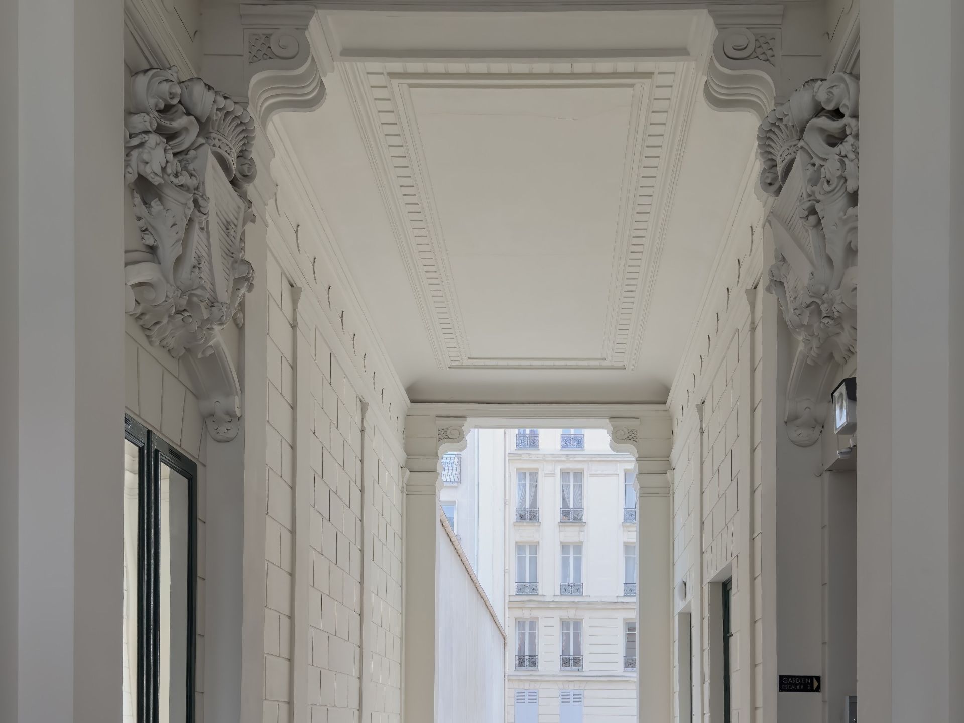 apartment 2 rooms for sale on PARIS (75016)