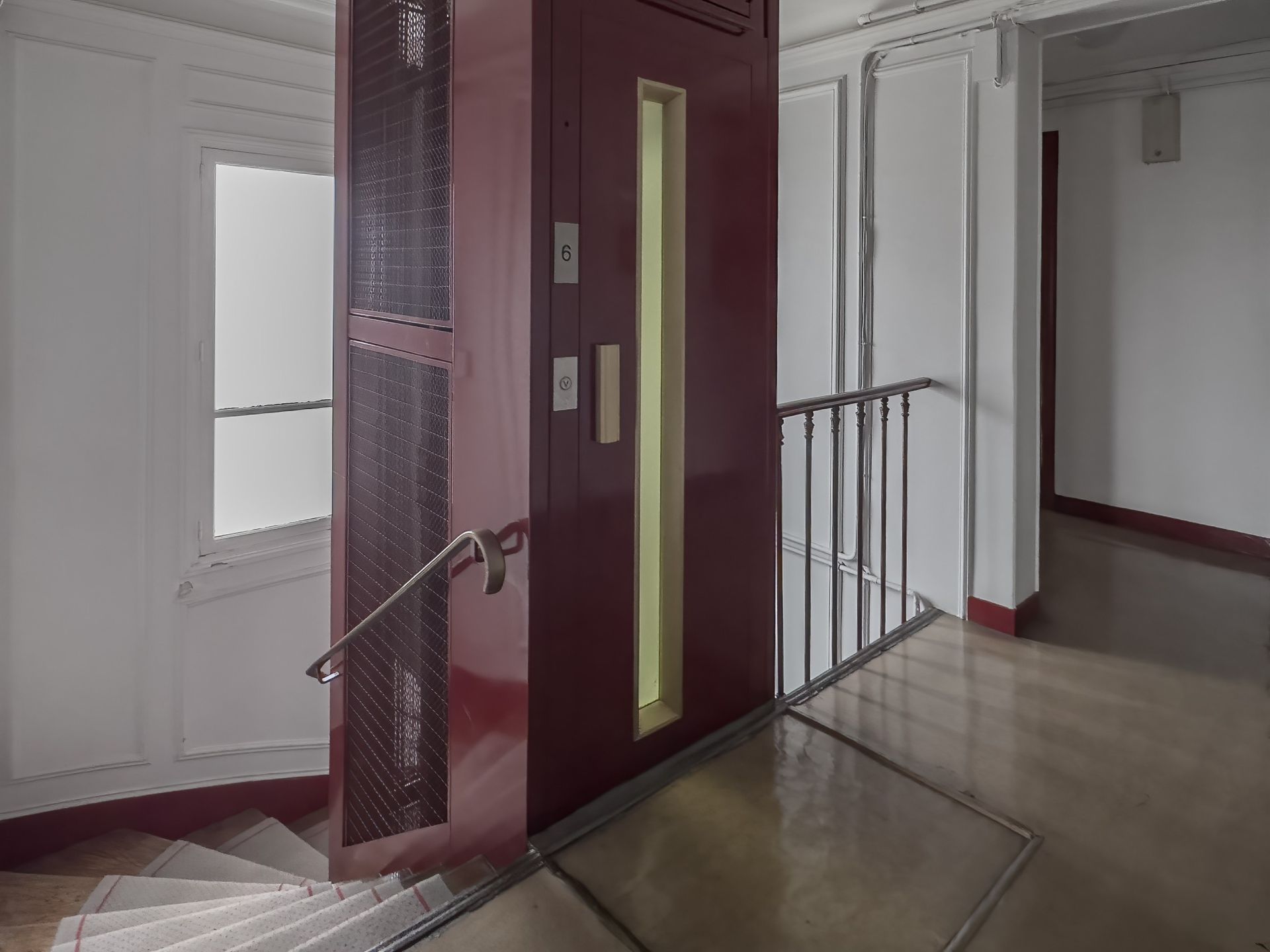apartment 2 rooms for sale on PARIS (75016)