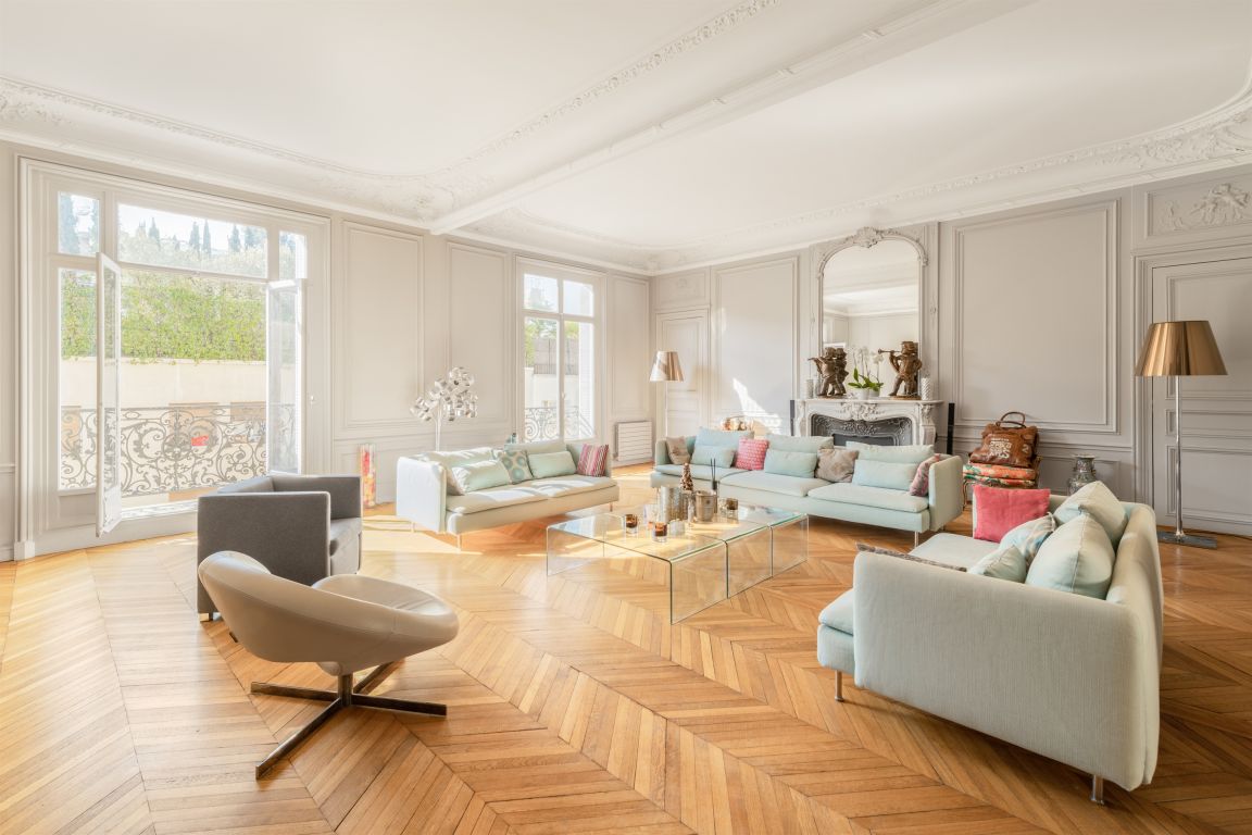 apartment 7 rooms for sale on NEUILLY SUR SEINE (92200)