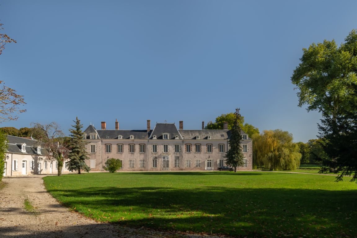 château 22 pièces en vente sur BACCON (45130)