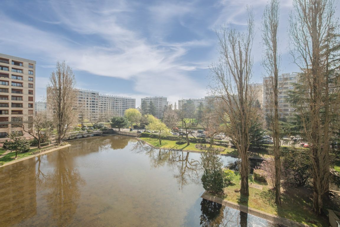 appartement 5 pièces en vente sur MEUDON LA FORET (92360)