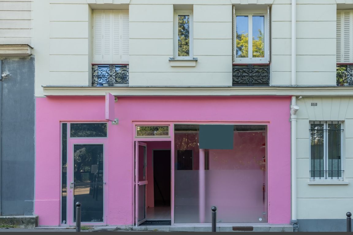 activity premises for sale on PARIS (75012)