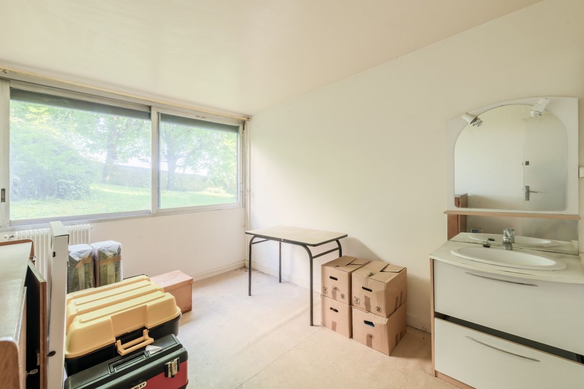chambre de service 1 pièce en vente sur ST CLOUD (92210)